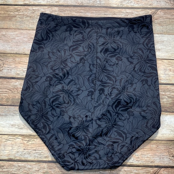 Maidenform Ultra Firm Shaping Brief NWT - Picture 2 of 3